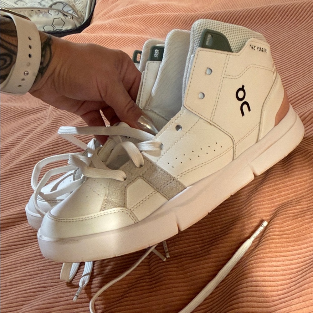 On Running The Roger Mid-Top Athletic Shoes — White with Light Pink Accent